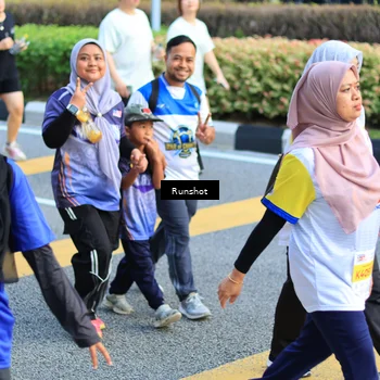Runner Photo 4871899