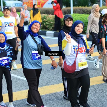 Runner Photo 4871915