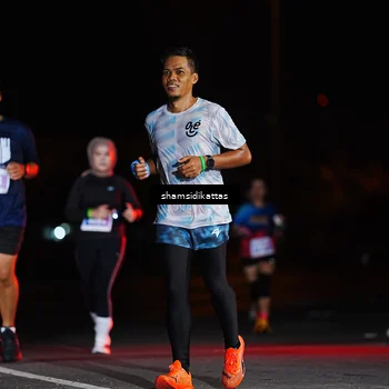 Runner Photo 4872912