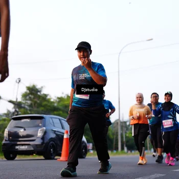 Runner Photo 4873276