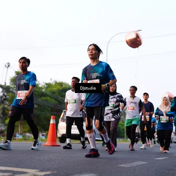 Runner Photo 4873638