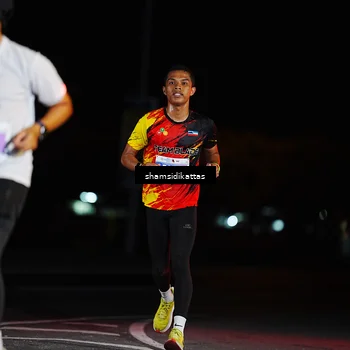 Runner Photo 4873875