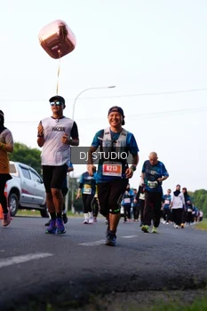 Runner Photo 4873909