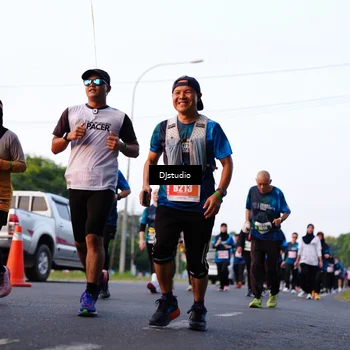 Runner Photo 4873941