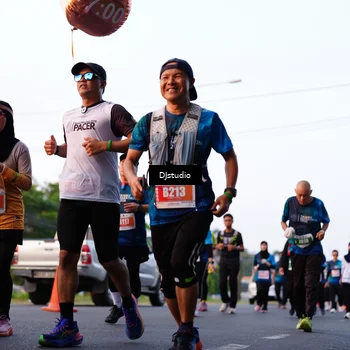 Runner Photo 4874024