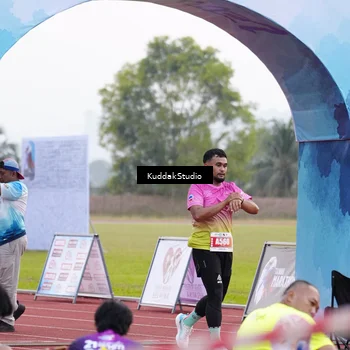 Runner Photo 4874757
