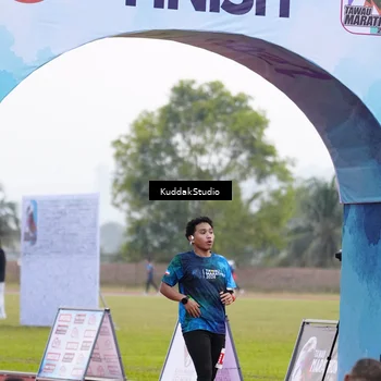 Runner Photo 4874759