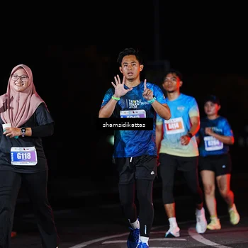 Runner Photo 4874999