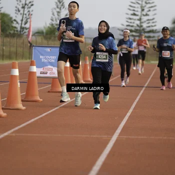 Runner Photo 4876007