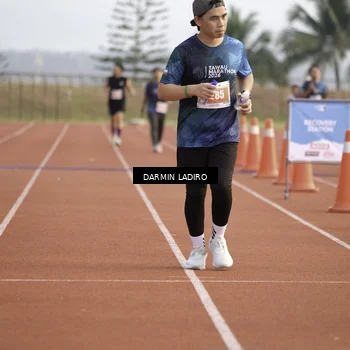 Runner Photo 4876025