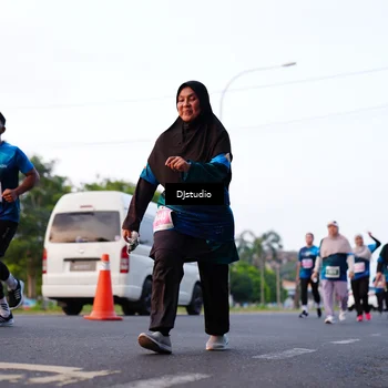 Runner Photo 4876038