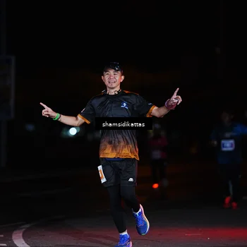 Runner Photo 4876113