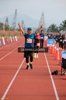 Runner Photo 4876315