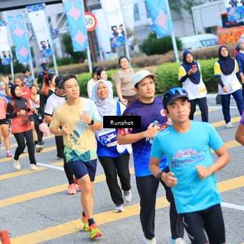 Runner Photo 4876511
