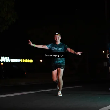 Runner Photo 4876641