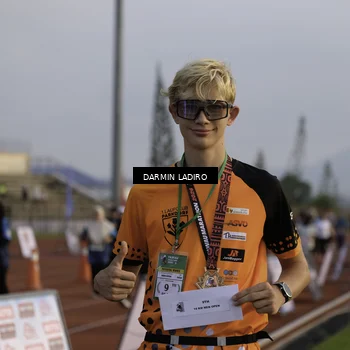 Runner Photo 4876691
