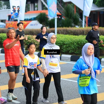 Runner Photo 4876698