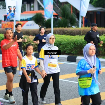 Runner Photo 4876699