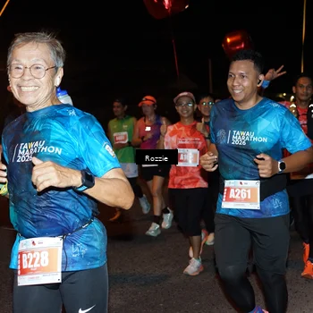 Runner Photo 4876709