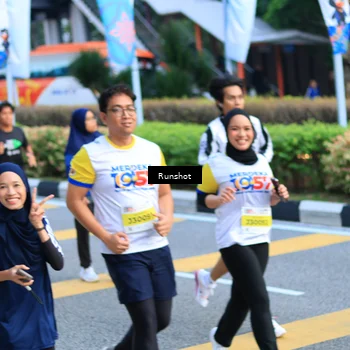 Runner Photo 4876819