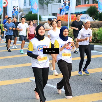 Runner Photo 4877004