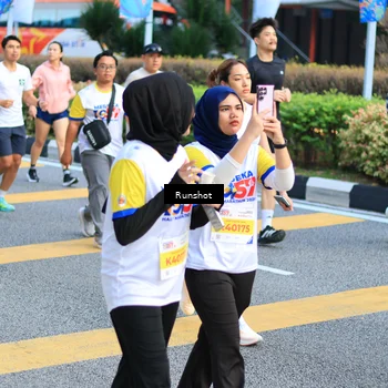 Runner Photo 4877072