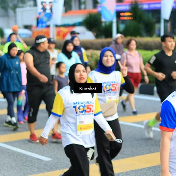 Runner Photo 4877340