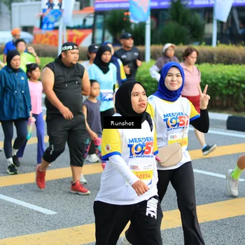 Runner Photo 4877393