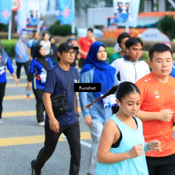 Runner Photo 4877624