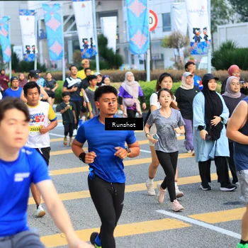Runner Photo 4878758