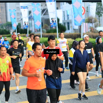 Runner Photo 4878943
