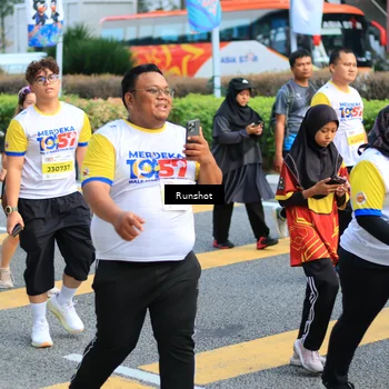 Runner Photo 4879071