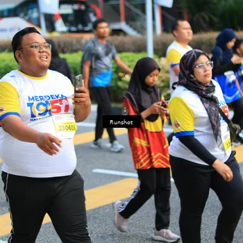 Runner Photo 4879119