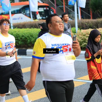 Runner Photo 4879143