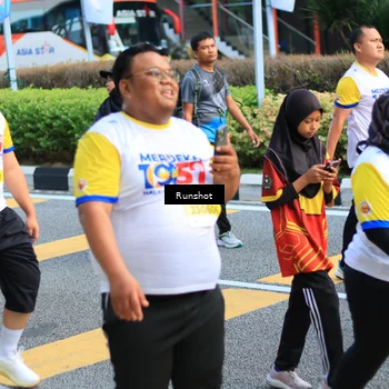 Runner Photo 4879175