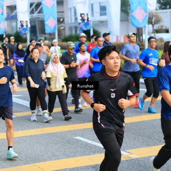 Runner Photo 4879281