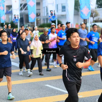Runner Photo 4879303