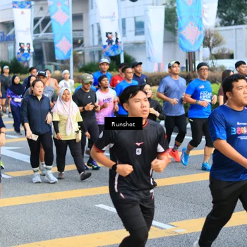 Runner Photo 4879309