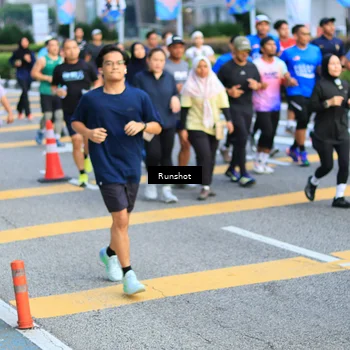 Runner Photo 4879379