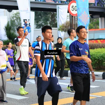 Runner Photo 4879664