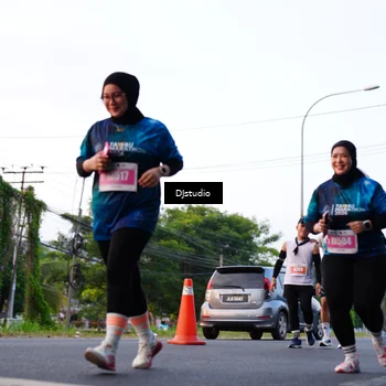 Runner Photo 4879716