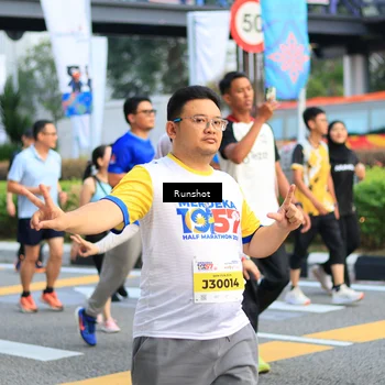 Runner Photo 4879733