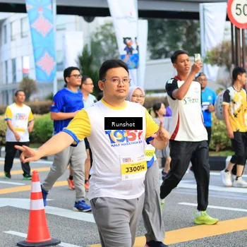 Runner Photo 4879735