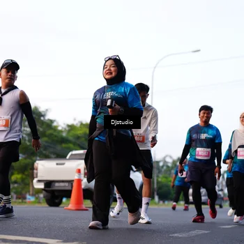 Runner Photo 4879853