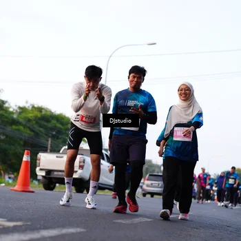 Runner Photo 4879875