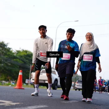 Runner Photo 4879909
