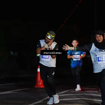 Runner Photo 4880023