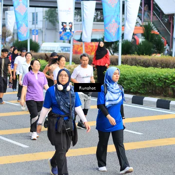 Runner Photo 4880059