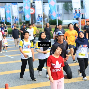 Runner Photo 4880114