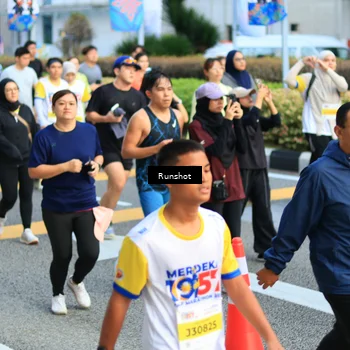 Runner Photo 4880121